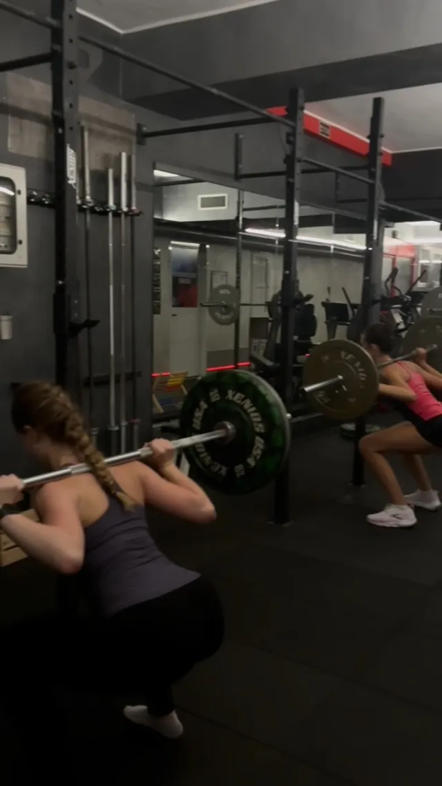 Working hard, getting stronger, and preparing for the season ahead. 💪⛸️
@gbfitness_viapuccini